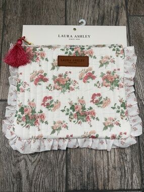 Laura Ashley Floral Quilted Makeup Zipper Pouch ROSEMOOR 10” x 8”